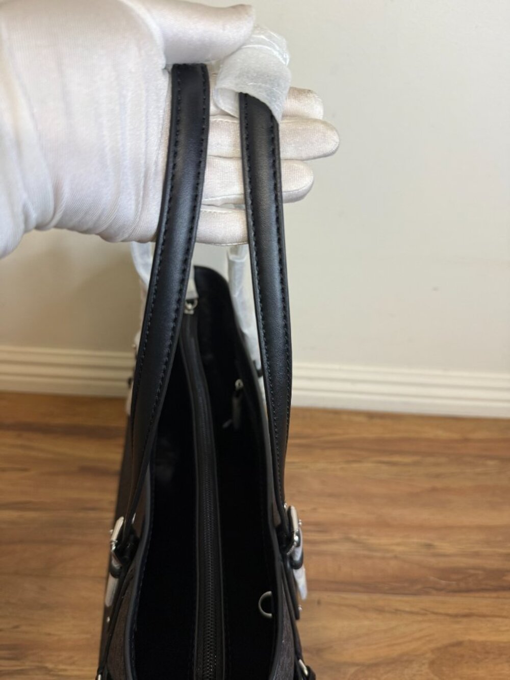 🖤Michael Kors 3 Compartment PVC/Canvas Coated Tote🖤 - Picture 4 of 16